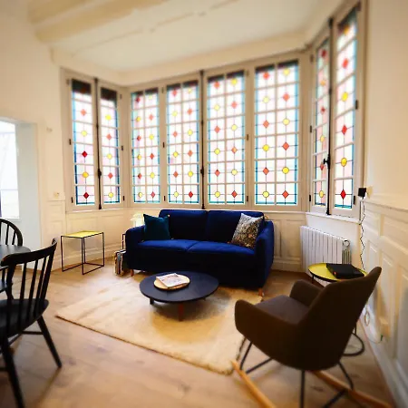 De Charme Art Deco Apartment *